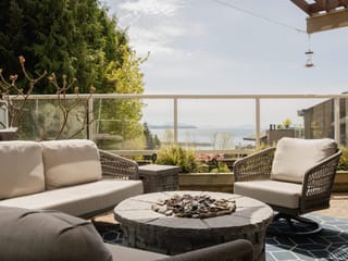 Apartment for sale in White Rock, South Surrey White Rock, 102 15025 Victoria Avenue, 263137718 | Realtylink.org