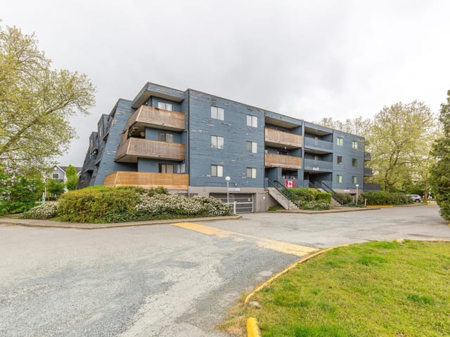 Apartment for sale in Surrey, Cloverdale, 309 5906 176a Street, 263137786 | Realtylink.org