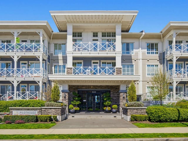 Apartment for sale in Delta, Ladner, 217 5535 Admiral Way, 263137953 | Realtylink.org
