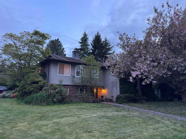 House for sale in Surrey, South Surrey White Rock, 12690 26 Avenue, 263138056 | Realtylink.org