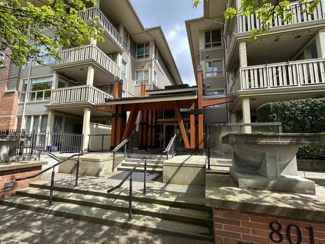 Apartment for sale in Port Moody, Port Moody, 121 801 Klahanie Drive, 263138189 | Realtylink.org