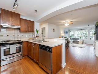 Apartment for sale in Coquitlam, Coquitlam, 201 2951 Silver Springs Boulevard, 263138243 | Realtylink.org