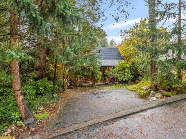 House for sale in North Vancouver, North Vancouver, 713 E St. James Road, 263138324 | Realtylink.org