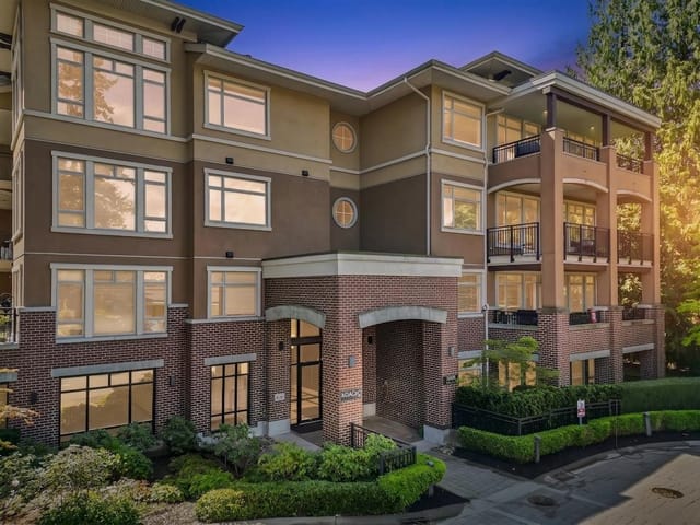 Apartment for sale in Surrey, South Surrey White Rock, 111 15360 20 Avenue, 263138460 | Realtylink.org