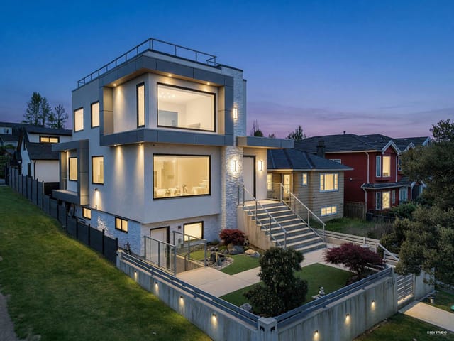House for sale in Vancouver, Vancouver East, 2796 E 4th Avenue, 263138482 | Realtylink.org