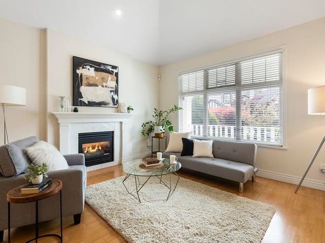 House for sale in Surrey, Surrey, 14733 75a Avenue, 263138553 | Realtylink.org