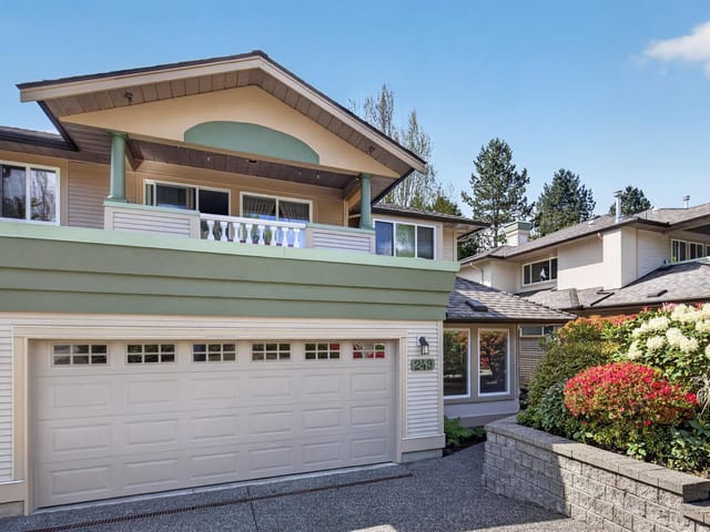 Townhouse for sale in Surrey, Surrey, 249 13888 70 Avenue, 263138840 | Realtylink.org