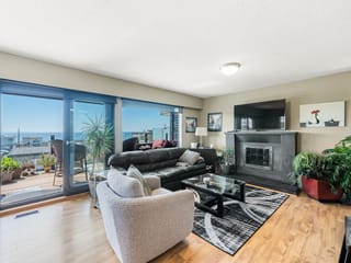House for sale in White Rock, South Surrey White Rock, 15556 Columbia Avenue, 263138920 | Realtylink.org