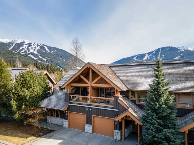 Townhouse for sale in Whistler, Whistler, Week B 4726 Settebello Drive, 263138956 | Realtylink.org