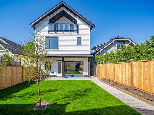 1/2 Duplex for sale in Vancouver, Vancouver East, 2 2636 McGill Street, 263139126 | Realtylink.org
