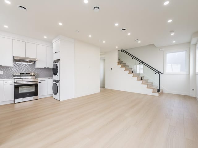 1/2 Duplex for sale in Burnaby, Burnaby North, 4 6554 Charles Street, 263139178 | Realtylink.org