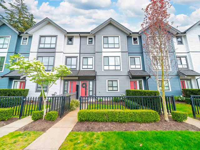 Townhouse for sale in Surrey, South Surrey White Rock, 3 16760 25 Avenue, 263139265 | Realtylink.org