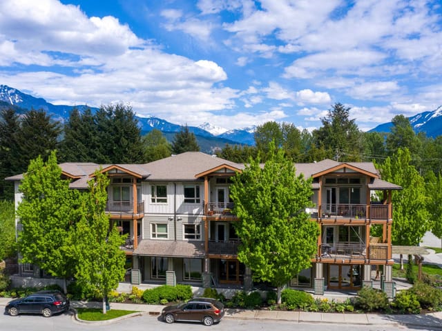 Apartment for sale in Pemberton, Pemberton, 4 7450 Prospect Street, 263139284 | Realtylink.org