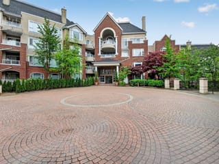 Apartment for sale in Burnaby, Burnaby South, 513 5262 Oakmount Crescent, 263139478 | Realtylink.org