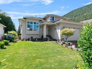 House for sale in Harrison Hot Springs, Harrison Lake, 336 Chestnut Avenue, 263139525 | Realtylink.org