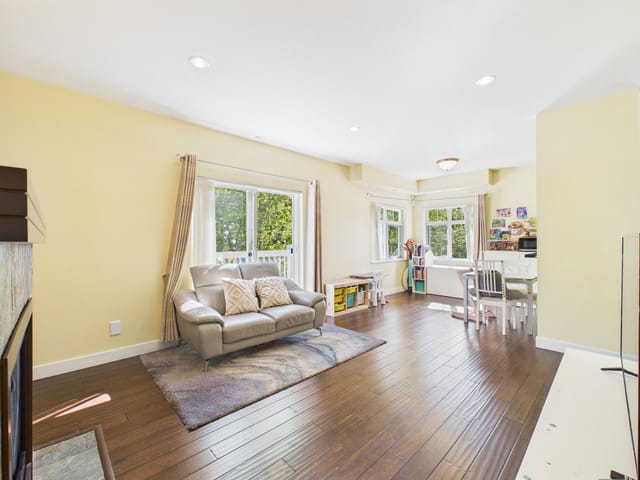 Townhouse for sale in Burnaby, Burnaby South, 141 7388 Macpherson Avenue, 263139787 | Realtylink.org