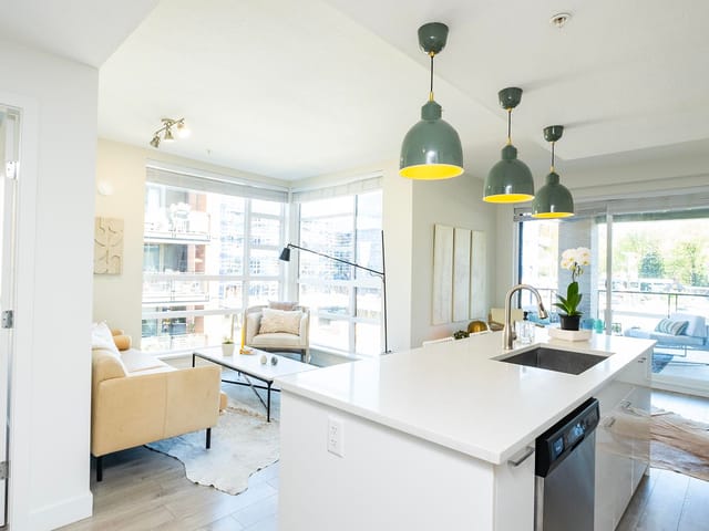 Apartment for sale in North Vancouver, North Vancouver, 409 719 W 3rd Street, 263139908 | Realtylink.org