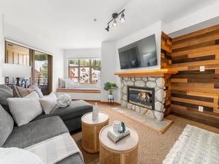 Apartment for sale in Whistler, Whistler, 204 2050 Lake Placid Road, 263139941 | Realtylink.org