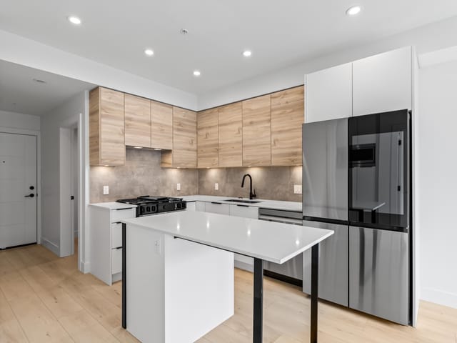 Apartment for sale in Abbotsford, Abbotsford, 106 30494 Cardinal Avenue, 263139946 | Realtylink.org