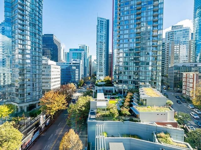 Apartment for sale in Vancouver, Vancouver West, 502 1277 Melville Street, 263140024 | Realtylink.org