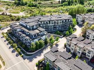 Apartment for sale in Surrey, North Surrey, 201 9983 E Barnston Drive Street, 263140335 | Realtylink.org