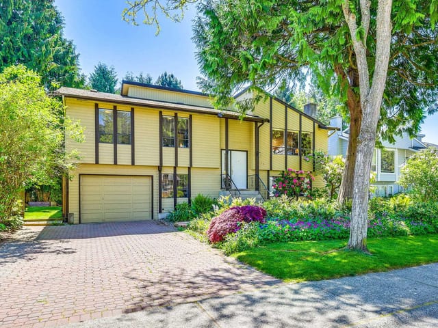 House for sale in Surrey, South Surrey White Rock, 14434 18 Avenue, 263140344 | Realtylink.org