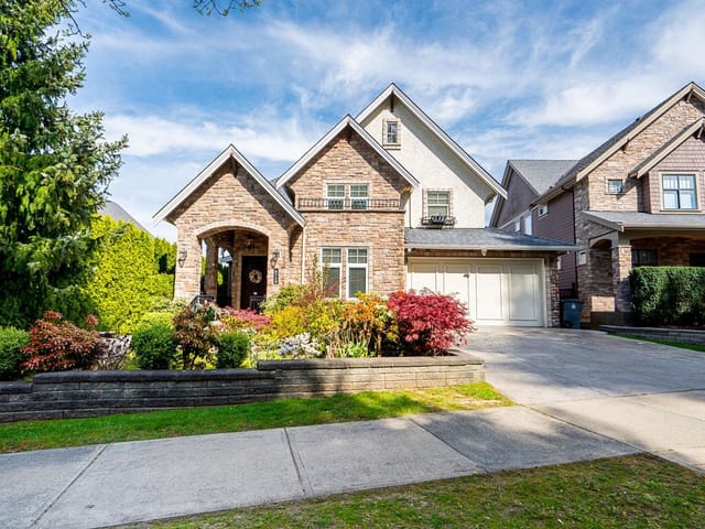 House for sale in Surrey, South Surrey White Rock, 2712 163a Street, 263140370 | Realtylink.org