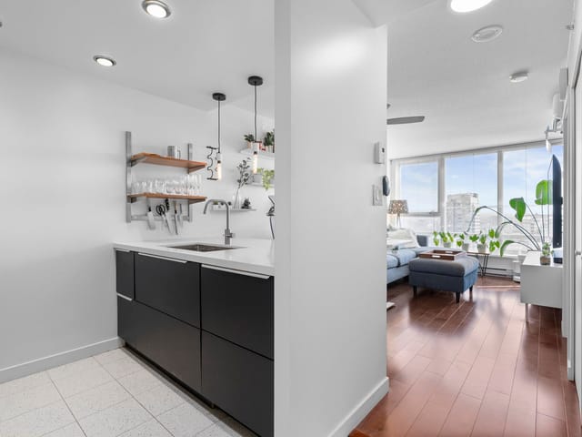 Apartment for sale in Vancouver, Vancouver West, 2903 928 Beatty Street, 263140396 | Realtylink.org