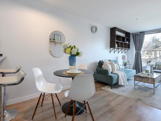 Apartment for sale in Vancouver, Vancouver West, 206 3089 Oak Street, 263140421 | Realtylink.org