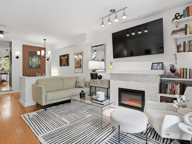 Townhouse for sale in Surrey, South Surrey White Rock, 2 15233 34 Avenue, 263140535 | Realtylink.org