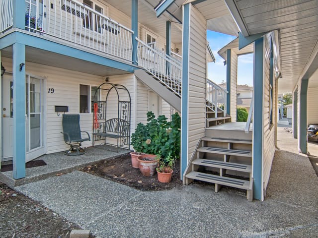Townhouse for sale in Chilliwack, Sardis, 20 45435 Knight Road, 263140548 | Realtylink.org