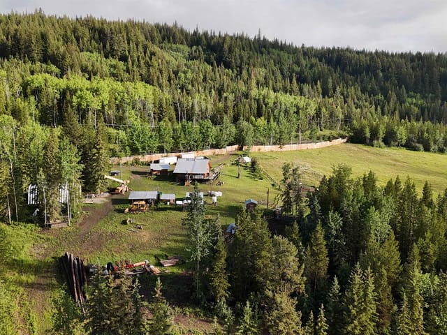 House for sale in Quesnel, Quesnel, 10260 Nazko Road, 263140570 | Realtylink.org