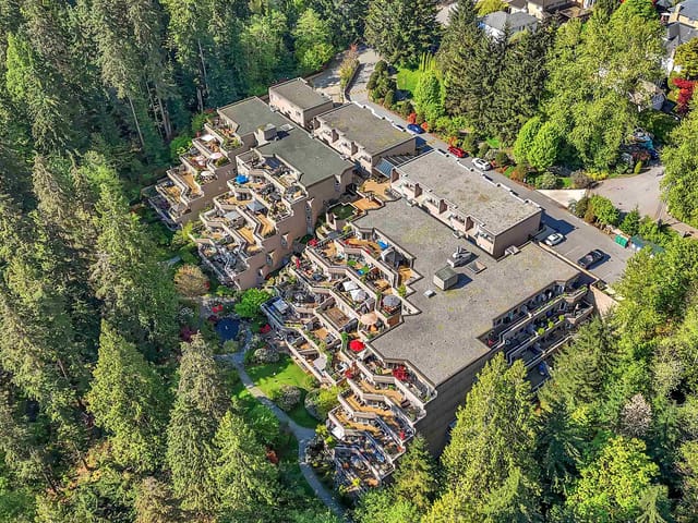 Apartment for sale in North Vancouver, North Vancouver, 207 1500 Ostler Court, 263140585 | Realtylink.org