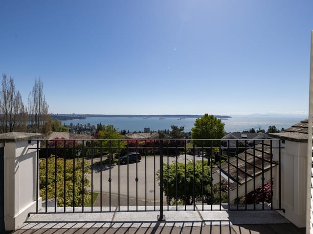 House for sale in West Vancouver, West Vancouver, 2353 Orchard Lane, 263140612 | Realtylink.org