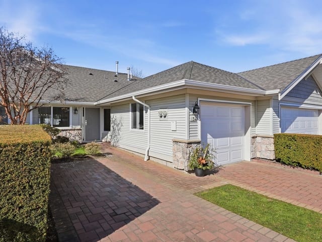 Townhouse for sale in Surrey, South Surrey White Rock, 34 17516 4 Avenue, 263140860 | Realtylink.org
