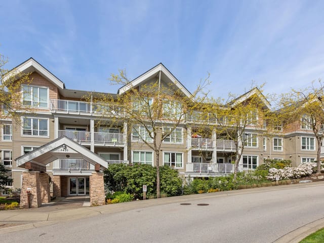 Apartment for sale in Surrey, Cloverdale, 311 6420 194 Street, 263140866 | Realtylink.org