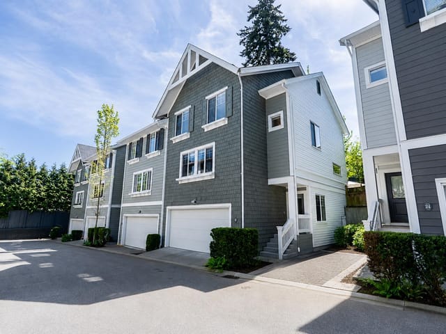 Townhouse for sale in Surrey, South Surrey White Rock, 32 15128 24 Avenue, 263140901 | Realtylink.org