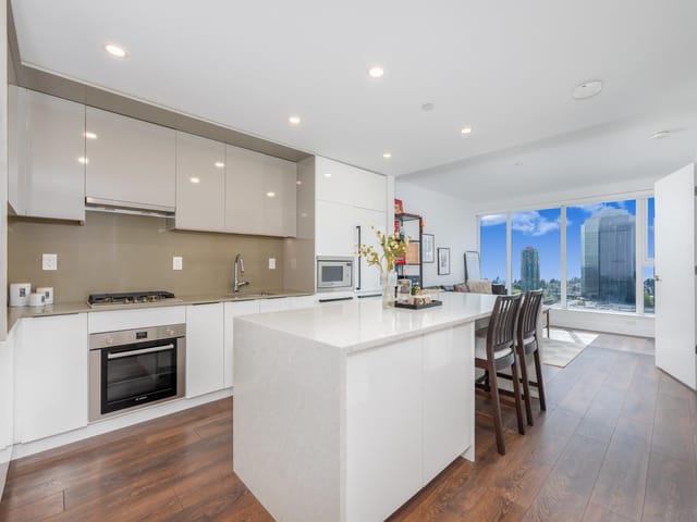 Apartment for sale in Burnaby, Burnaby South, 2103 4711 Hazel Street, 263140905 | Realtylink.org