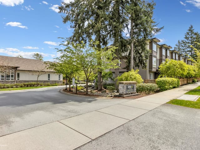 Townhouse for sale in Surrey, Surrey, 115 5888 144 Street, 263140918 | Realtylink.org