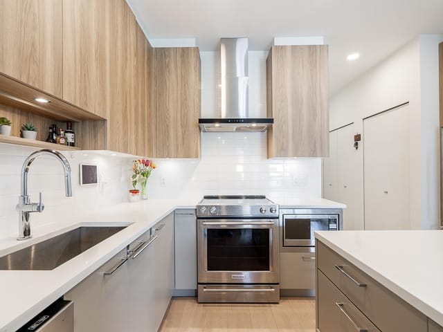 Apartment for sale in Burnaby, Burnaby East, 207 7599 15th Street, 263140929 | Realtylink.org