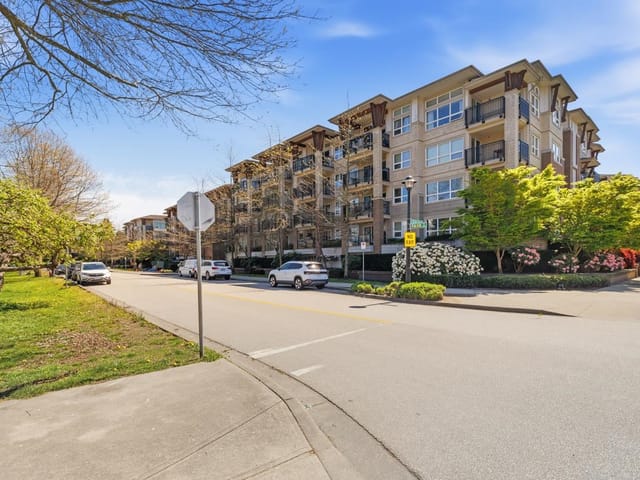 Apartment for sale in Richmond, Richmond, 205 6800 Eckersley Road, 263141147 | Realtylink.org