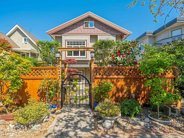 1/2 Duplex for sale in Vancouver, Vancouver East, 1023 E 8th Avenue, 263141155 | Realtylink.org