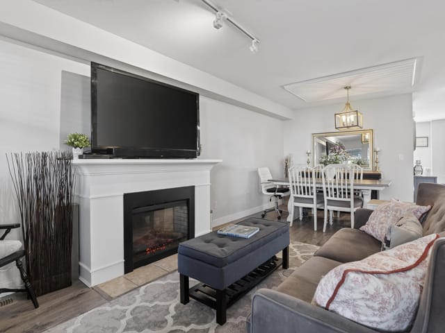 Townhouse for sale in Surrey, Cloverdale, 13 6568 193b Street, 263141173 | Realtylink.org