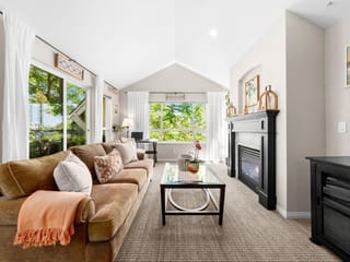 Apartment for sale in North Vancouver, North Vancouver, 303 365 E 1st Street, 263141176 | Realtylink.org