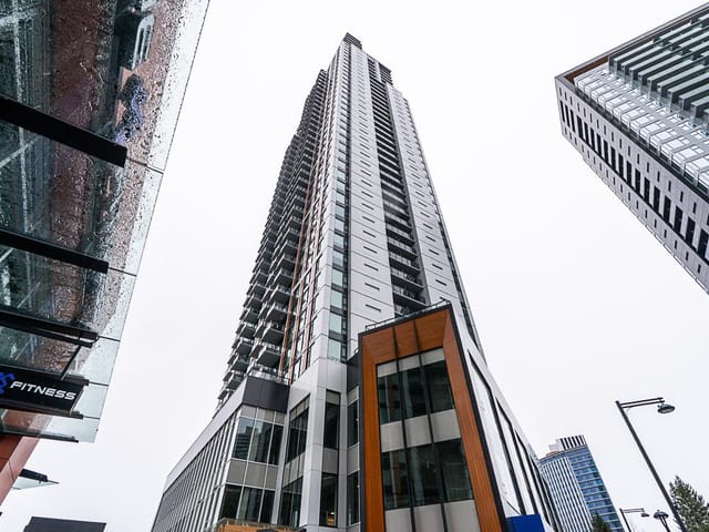 Apartment for sale in Surrey, North Surrey, 1704 13745 George Junction, 263141208 | Realtylink.org