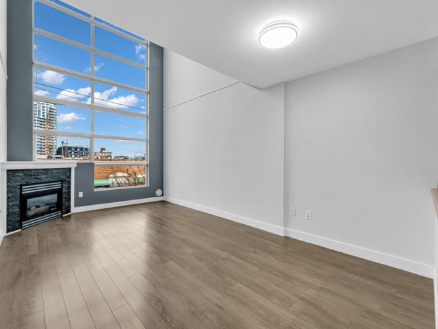 Apartment for sale in Vancouver, Vancouver East, 319 418 E Broadway, 263141267 | Realtylink.org