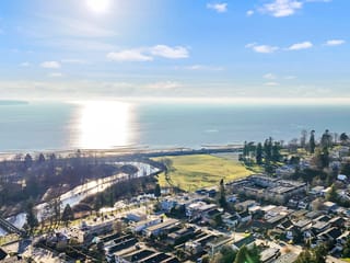 1/2 Duplex for sale in Surrey, South Surrey White Rock, 102 16058 9a Avenue, 263141276 | Realtylink.org