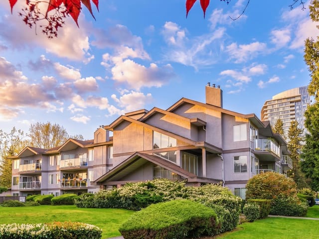 Apartment for sale in Coquitlam, Coquitlam, 305 1167 Pipeline Road, 263141326 | Realtylink.org