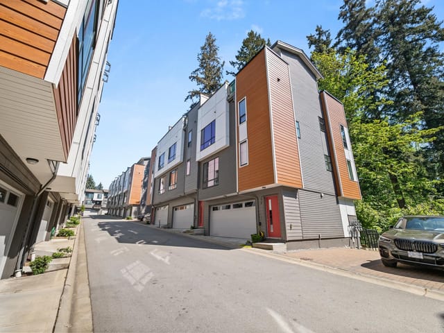 Townhouse for sale in Surrey, South Surrey White Rock, 173 16433 19 Avenue, 263141349 | Realtylink.org