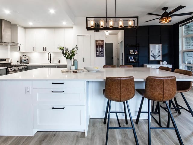 Apartment for sale in North Vancouver, North Vancouver, 102 3602 Aldercrest Drive, 263141377 | Realtylink.org